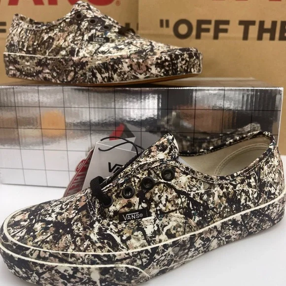 Vans Men’s Authentic
(Moma) Jackson Pollock Sneakers
VN0A2Z5|18K Abstract Black - Picture 15 of 16